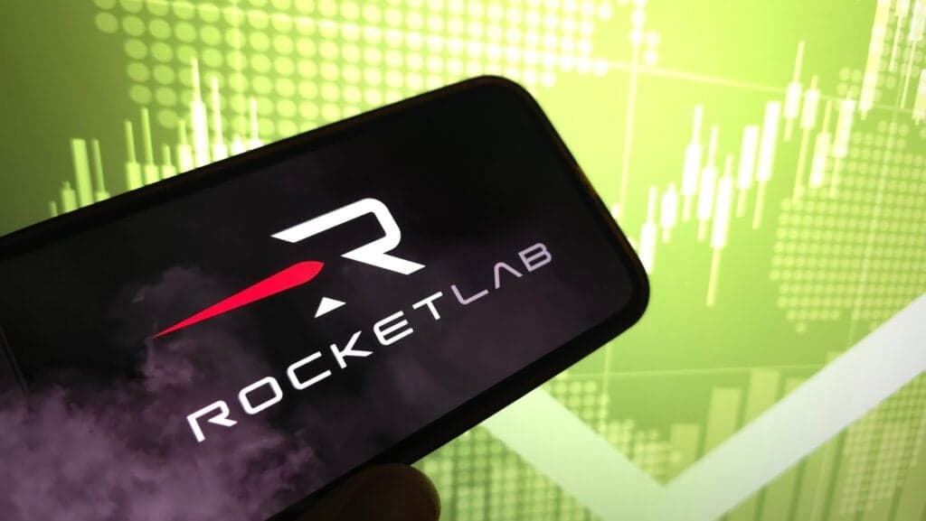 Rocket Lab (RKLB) sube 5,75% en premarket tras contrato y resultados sólidos