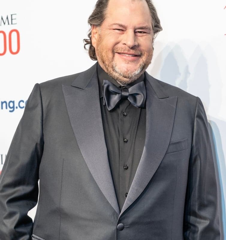 Salesforce reporta su primer trimestre de US$11.100 millones, pero CRM cae en bolsa
