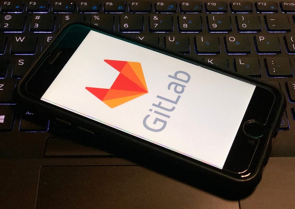 GitLab sube casi 7% tras superar estimados del primer trimestre