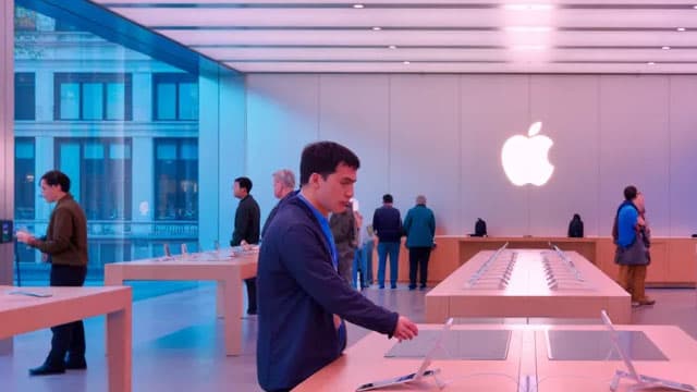 Apple supera expectativas del mercado y sus acciones suben en poscierr