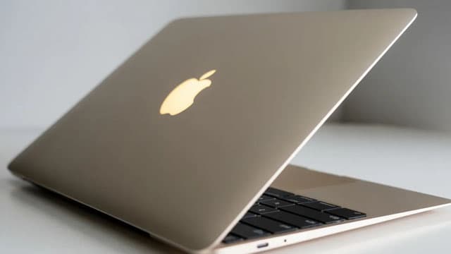 Un ejecutivo de hardware de Apple sucederá a Tim Cook como CEO